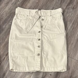 Forever 21 white Button-Down Pencil Skirt